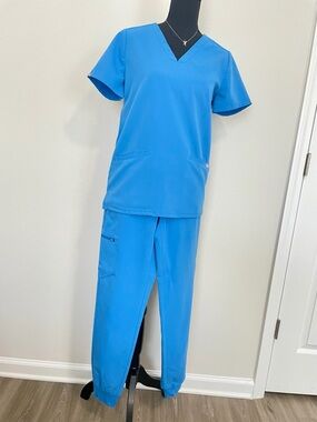 Figs Women’s Scrub Set in Capri Blue: Casma top & Zamora Jogger